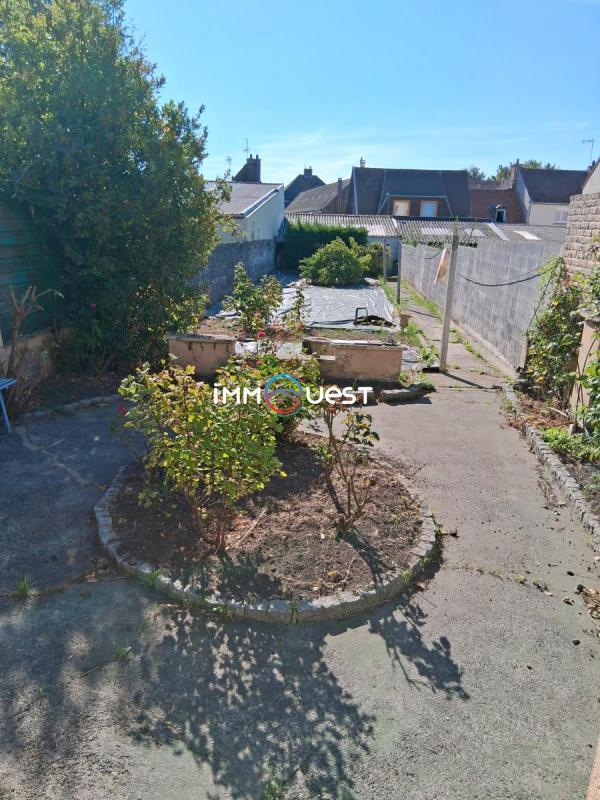 Maison - 186 m² - 8 pièces