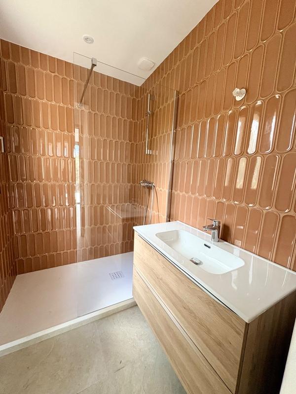 Maison - 185 m² - 5 pièces