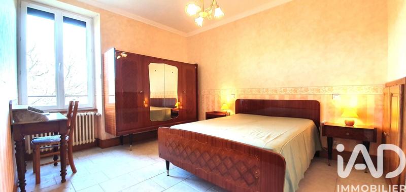 Maison - 332 m² - 12 pièces