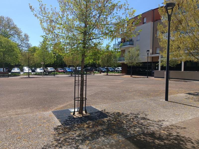 Local commercial - 61 m²