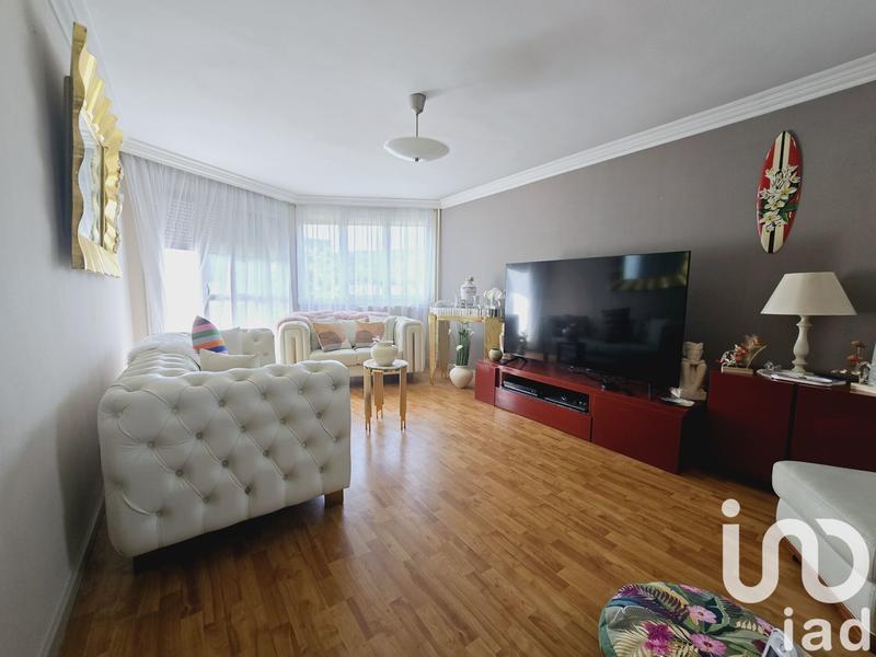 Appartement - 93 m² - 5 pièces