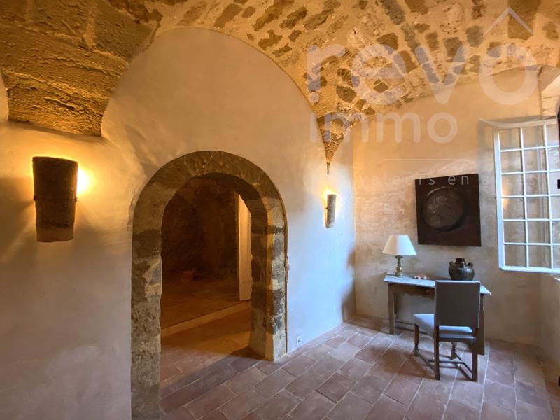 Demeure - 400 m² - 15 pièces