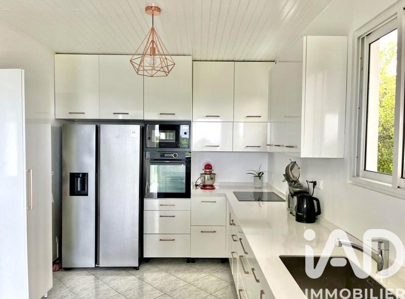 Maison - 145 m² - 6 pièces