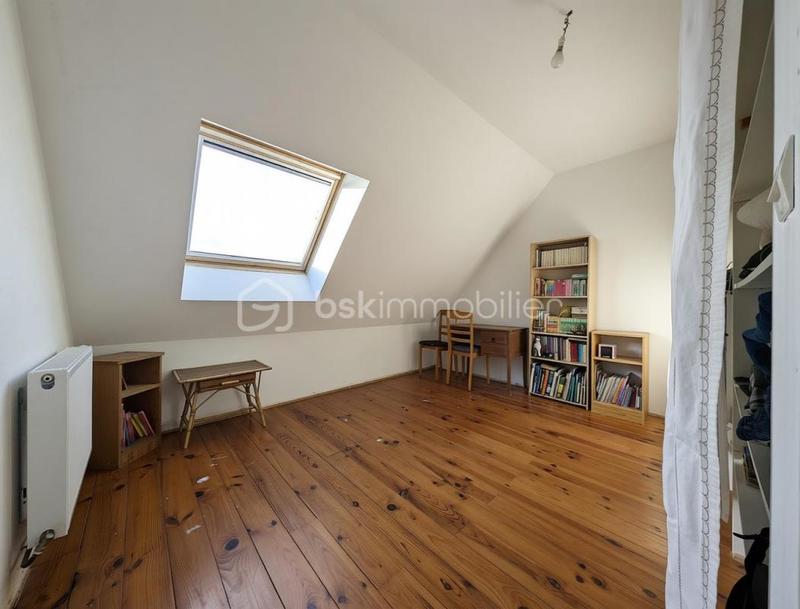 Maison - 138 m² - 7 pièces