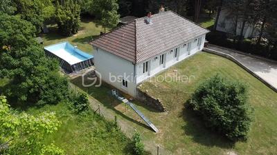 Maison de village - 191 m² - 9 pièces