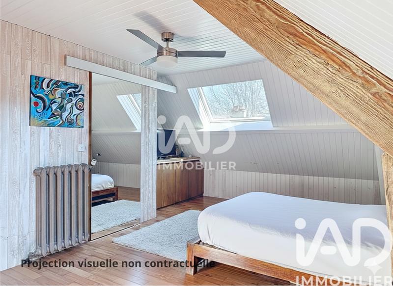 Maison - 180 m² - 8 pièces