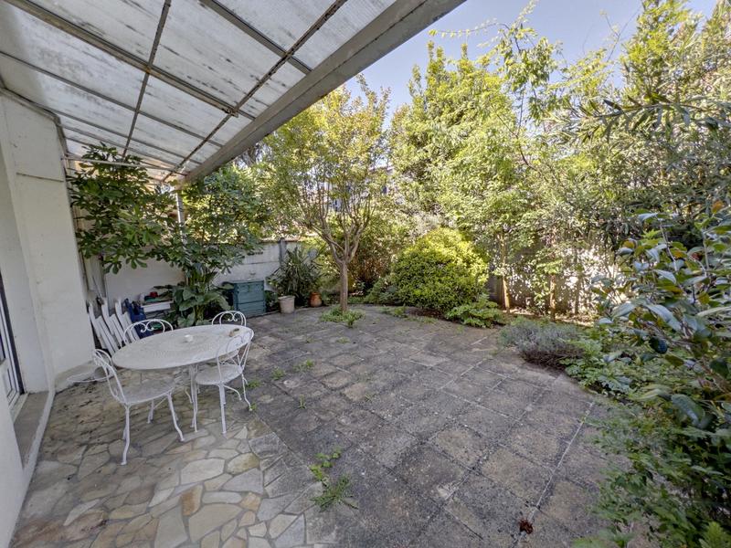 Maison ancienne - 210 m² - 7 pièces