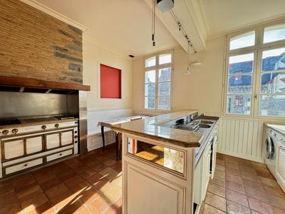 Appartement - 129 m² - 5 pièces