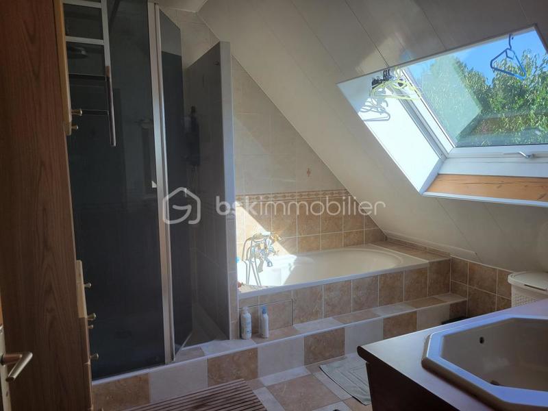 Pavillon - 120 m² - 7 pièces