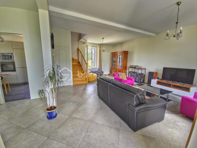 Maison - 136 m² - 5 pièces