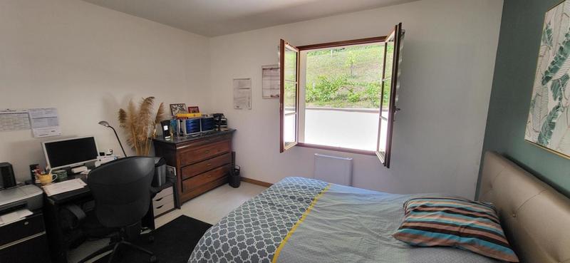 Maison - 236 m² - 7 pièces