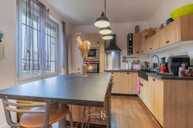 Maison - 125 m² - 5 pièces