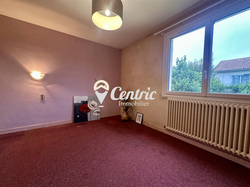 Maison - 95 m² - 5 pièces