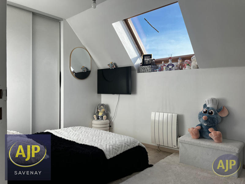 Maison - 210 m² - 9 pièces