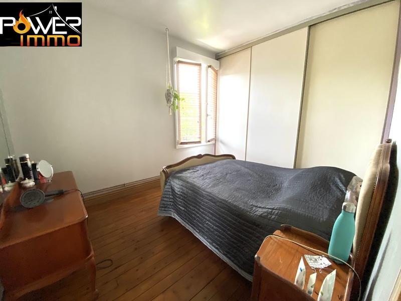 Château - 80 m² - 4 pièces