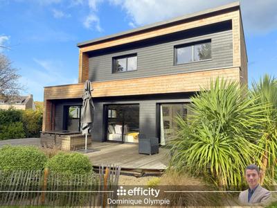 Maison - 127 m² - 6 pièces