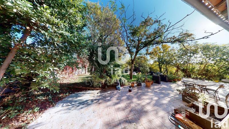 Maison de village - 186 m² - 9 pièces