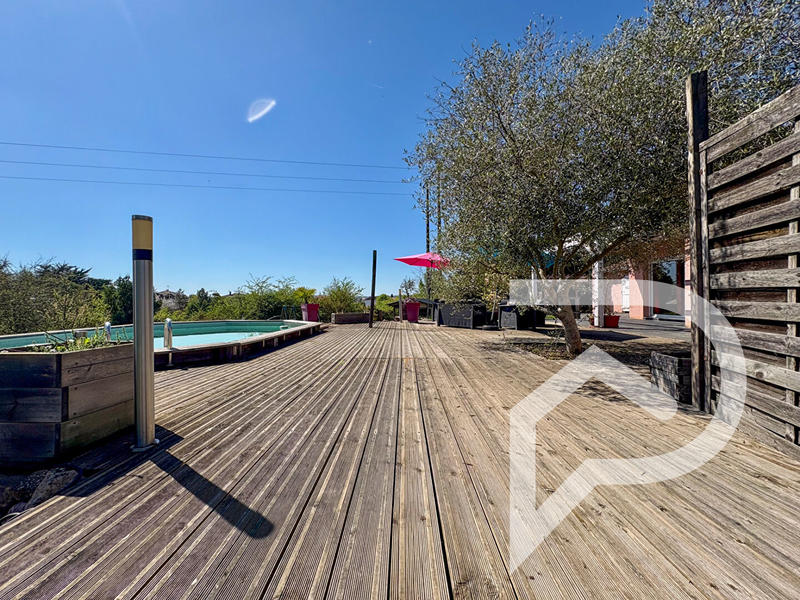 Maison - 197 m² - 6 pièces