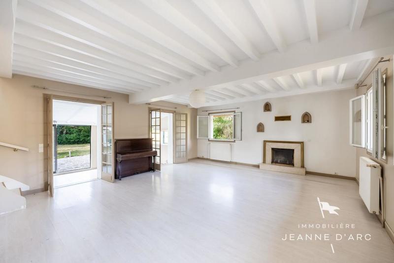 Propriété - 260 m² - 10 pièces