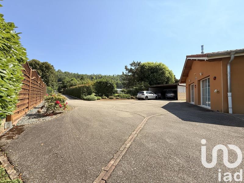 Maison de maîtres - 210 m² - 9 pièces