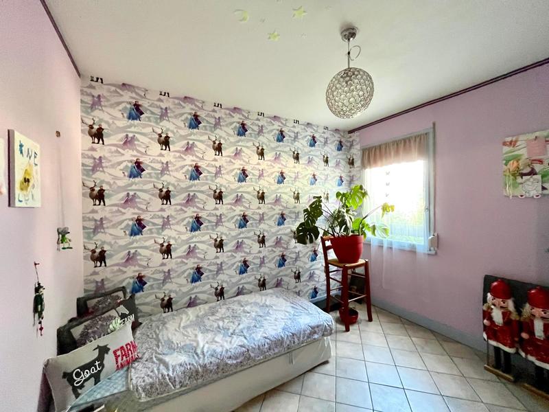 Appartement - 82 m² - 3 pièces