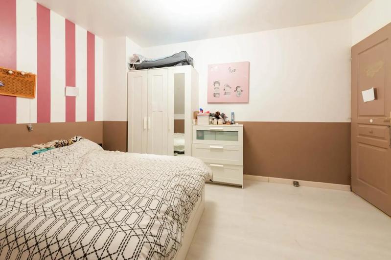 Maison - 200 m² - 8 pièces