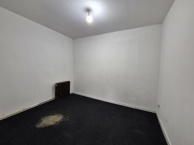 Maison - 195 m² - 8 pièces