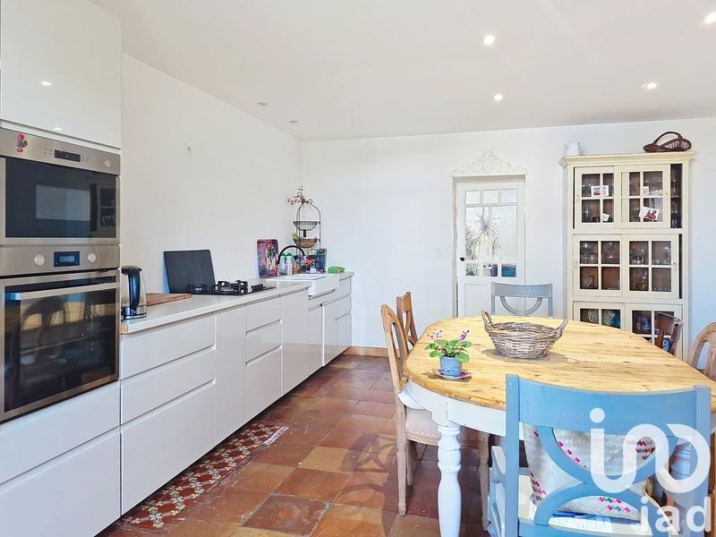 Maison - 295 m² - 8 pièces