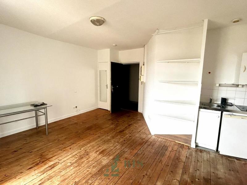 Studio - 27 m² - 1 pièce