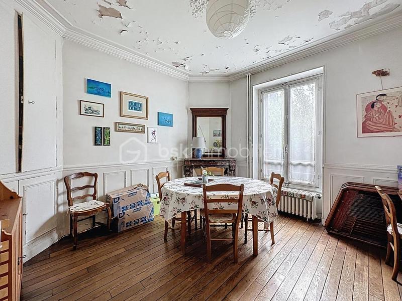 Maison bourgeoise - 140 m² - 7 pièces