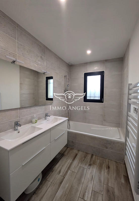 Villa - 123 m² - 5 pièces