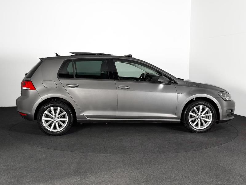 Volkswagen Golf 7 Lounge Tsi 110ch Toit Ouvrant Gps Regul Camera Keylessgo Clim Tel 110 Ch