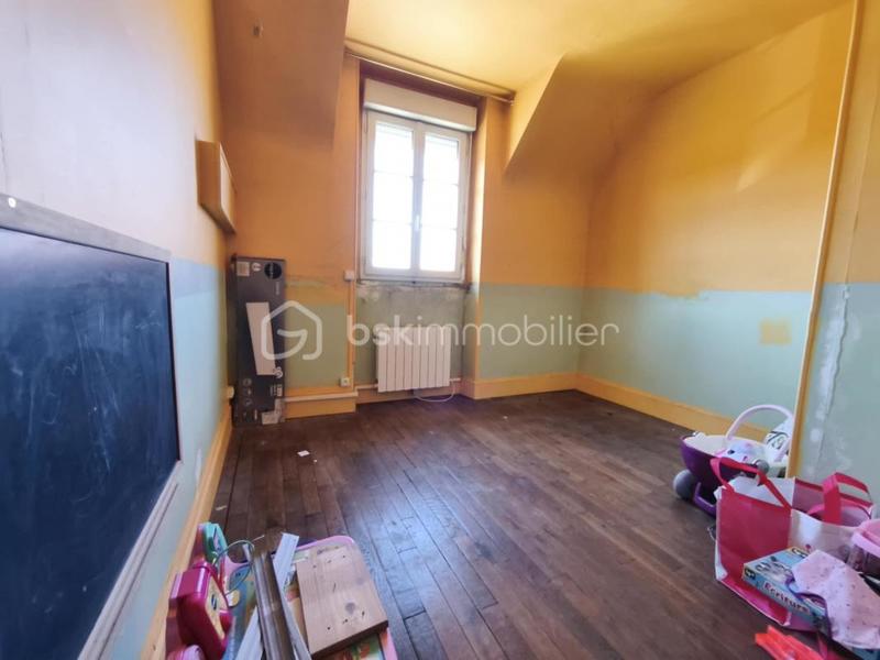 Maison - 238 m² - 7 pièces