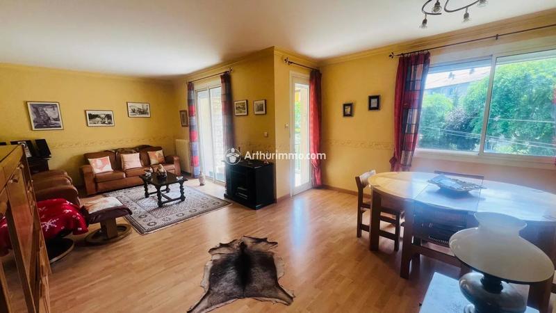 Maison - 137 m² - 6 pièces