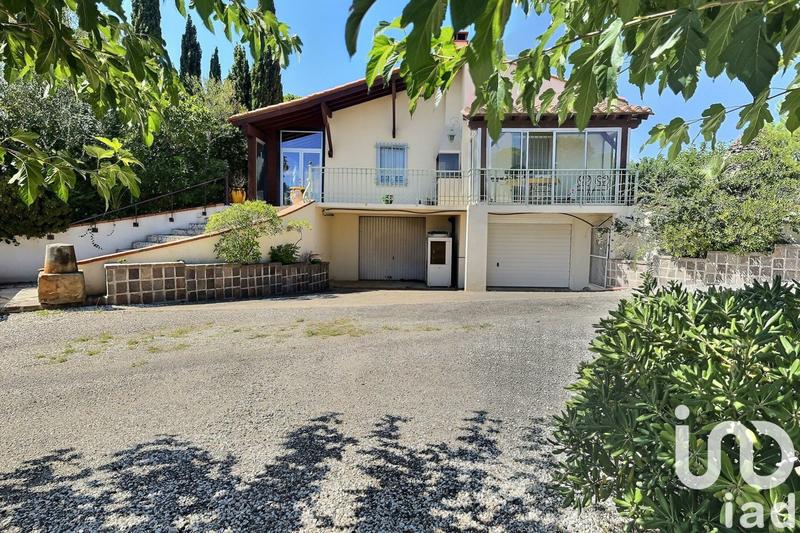 Maison - 221 m² - 8 pièces