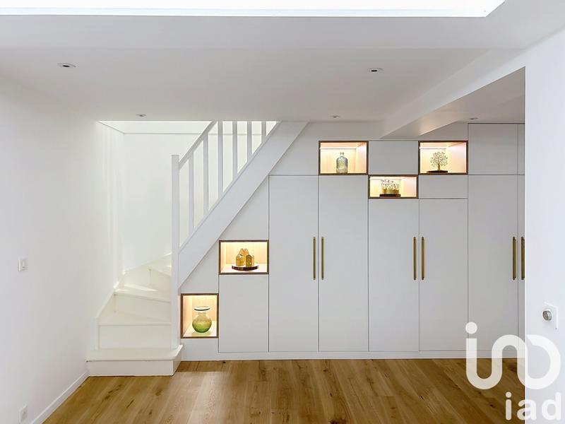 Maison - 193 m² - 7 pièces