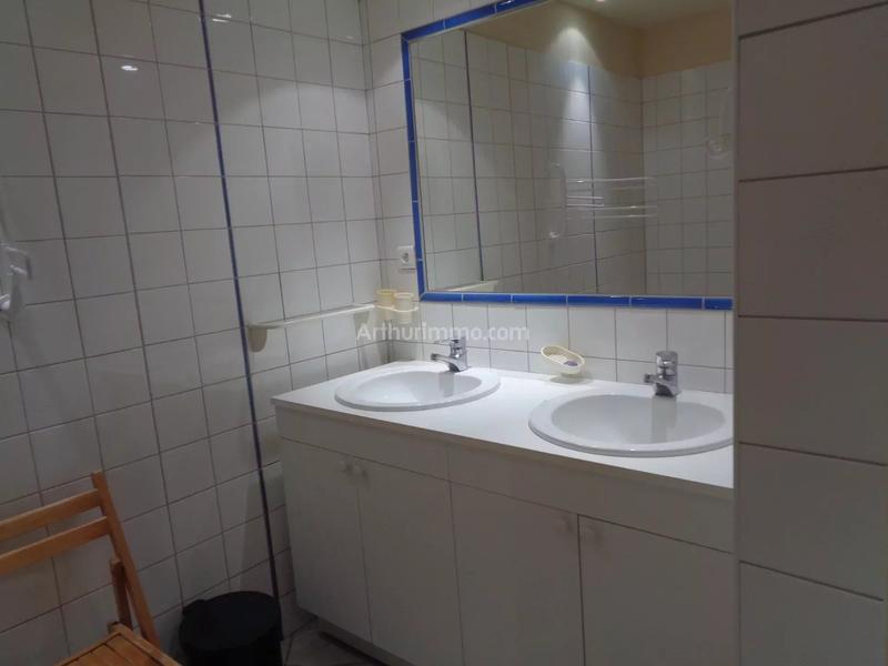 Maison - 240 m² - 10 pièces