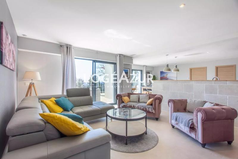 Villa - 212 m² - 7 pièces