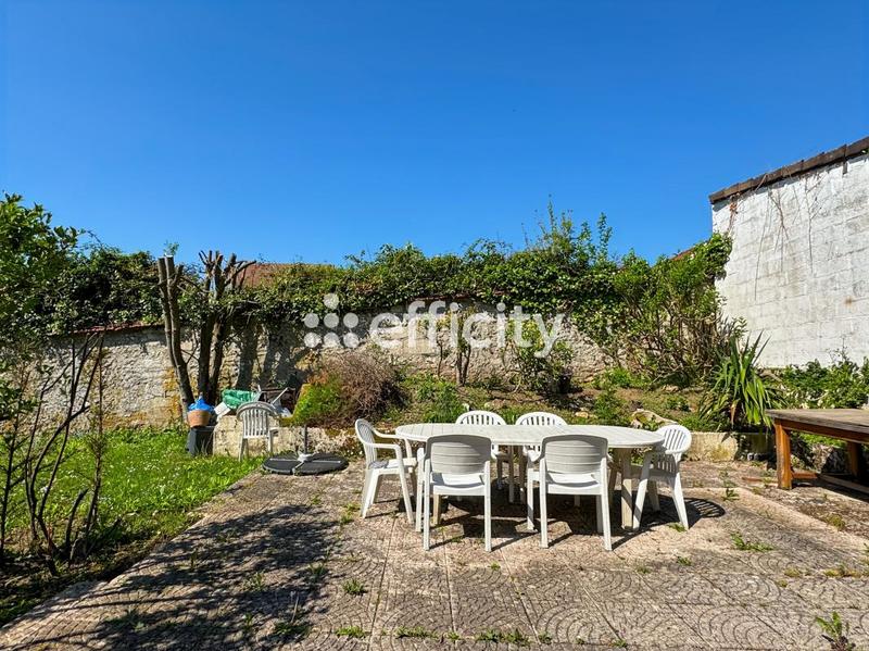 Maison - 93 m² - 4 pièces