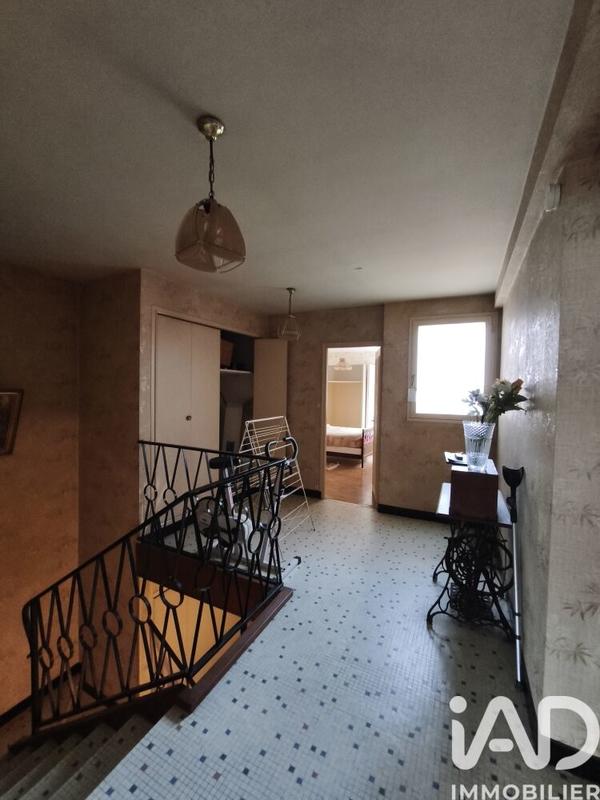 Maison - 147 m² - 7 pièces