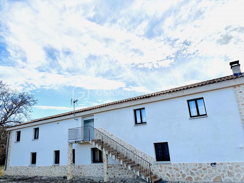 Mas - 279 m² - 12 pièces