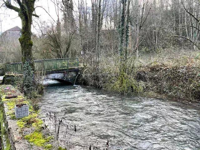 Maison - 318 m² - 7 pièces