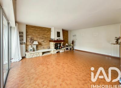 Maison - 103 m² - 5 pièces