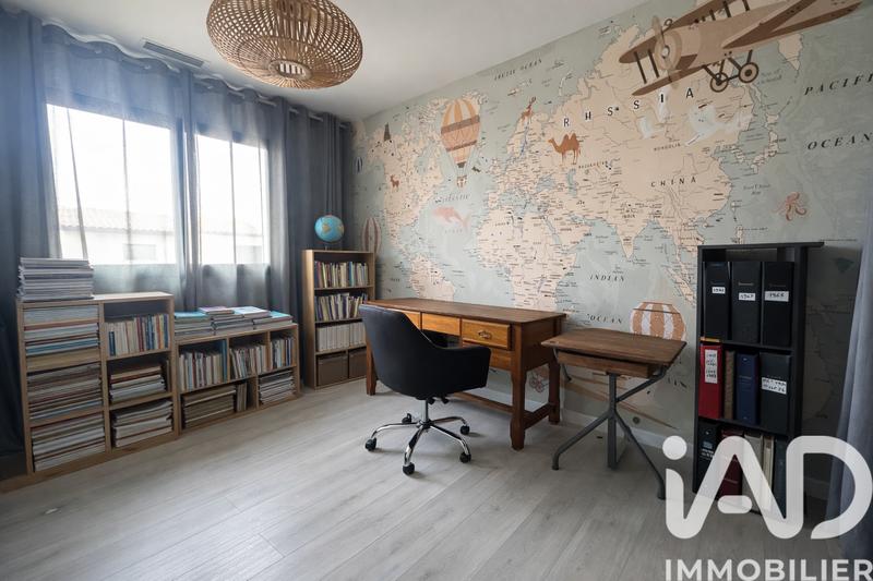 Maison - 140 m² - 5 pièces