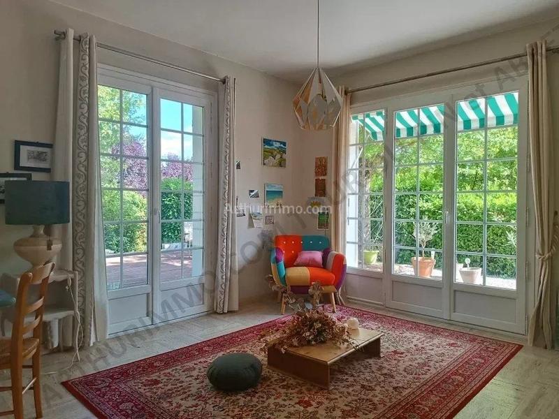 Maison - 220 m² - 6 pièces