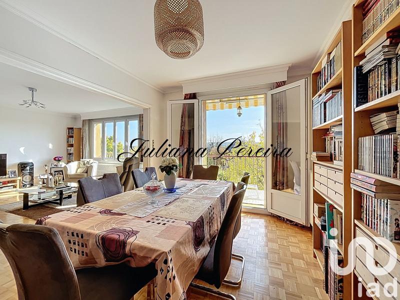 Appartement - 95 m² - 5 pièces