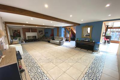 Propriété - 425 m² - 15 pièces