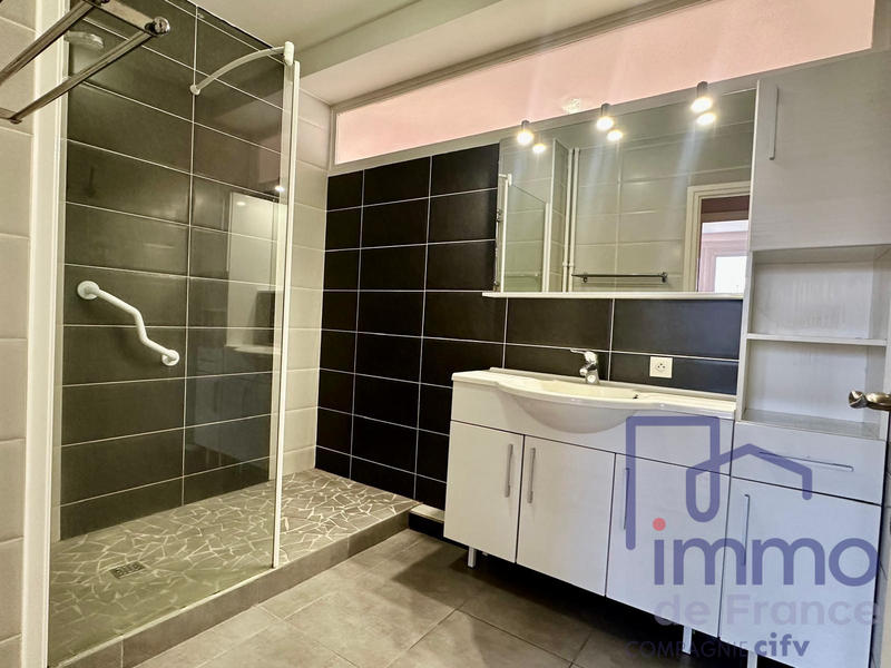 Appartement - 88 m² - 4 pièces