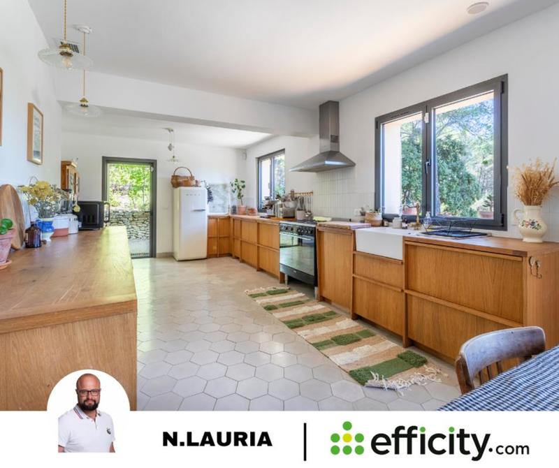 Maison - 160 m² - 7 pièces