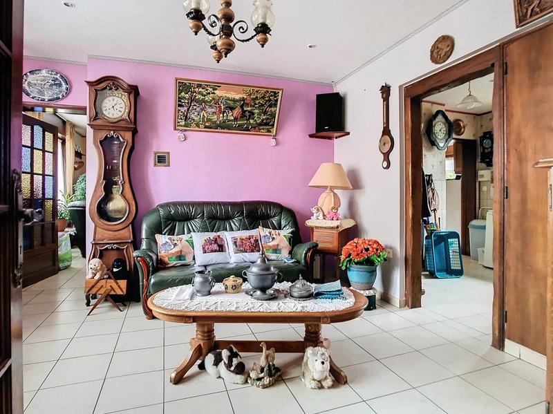 Maison - 165 m² - 8 pièces